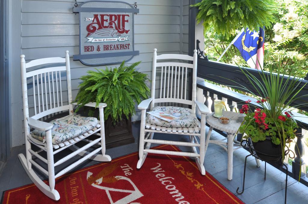 The Aerie Bed and Breakfast New Bern Buitenkant foto