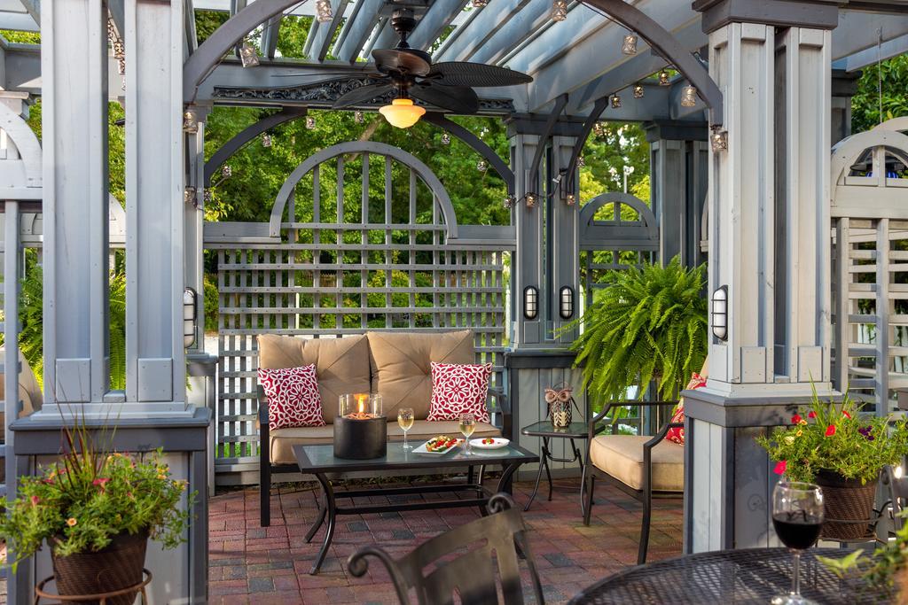 The Aerie Bed and Breakfast New Bern Buitenkant foto