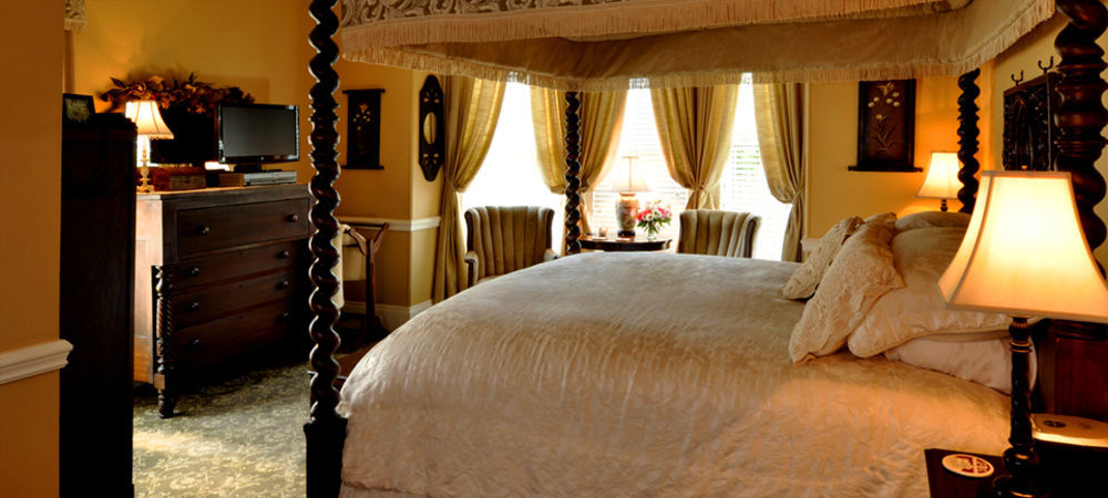 The Aerie Bed and Breakfast New Bern Buitenkant foto