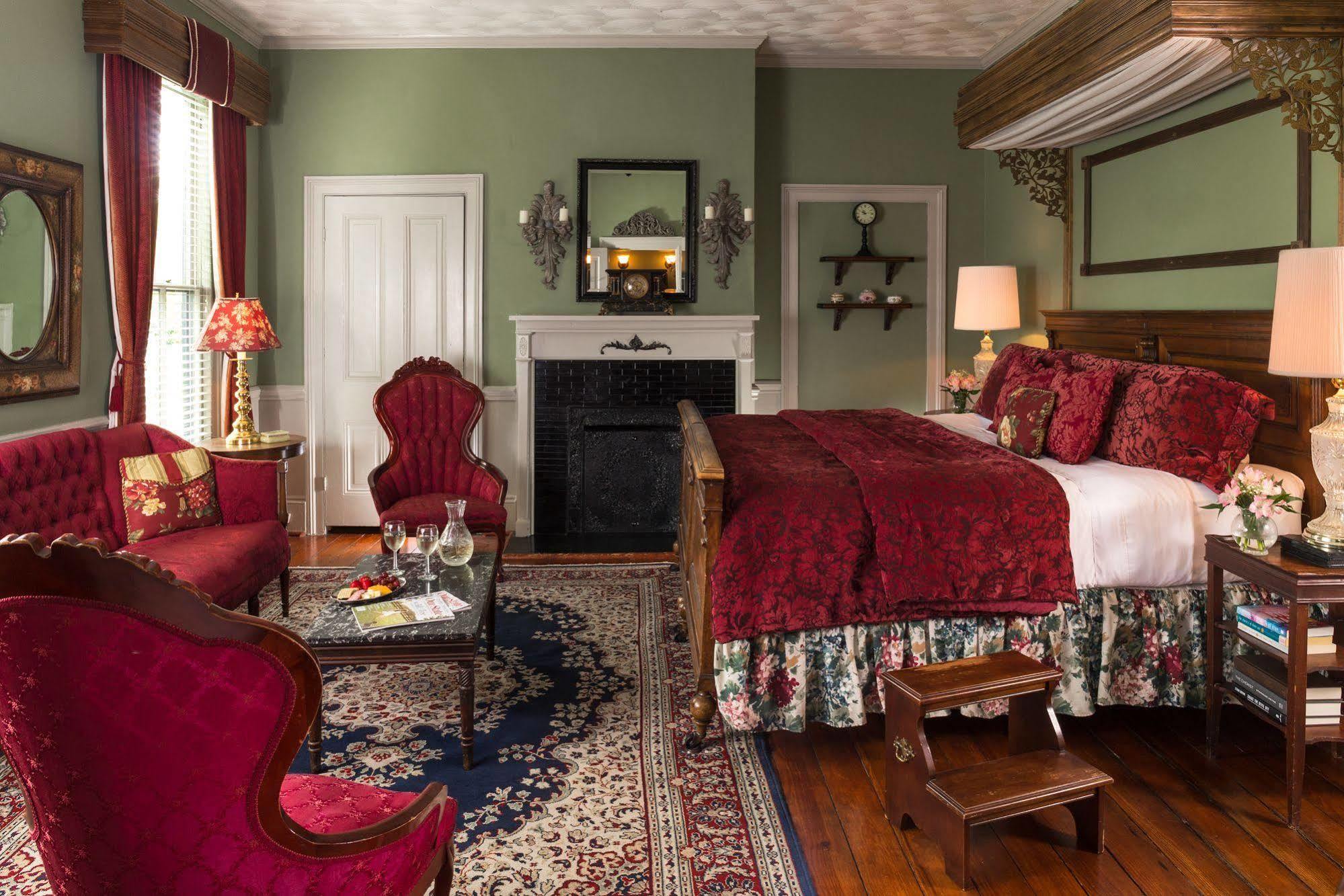 The Aerie Bed and Breakfast New Bern Buitenkant foto
